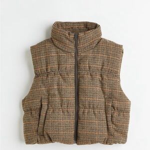 Women's Cropped Puffer Vest Front Zipper & Pockets Earth Tones Colors 
Sz Large